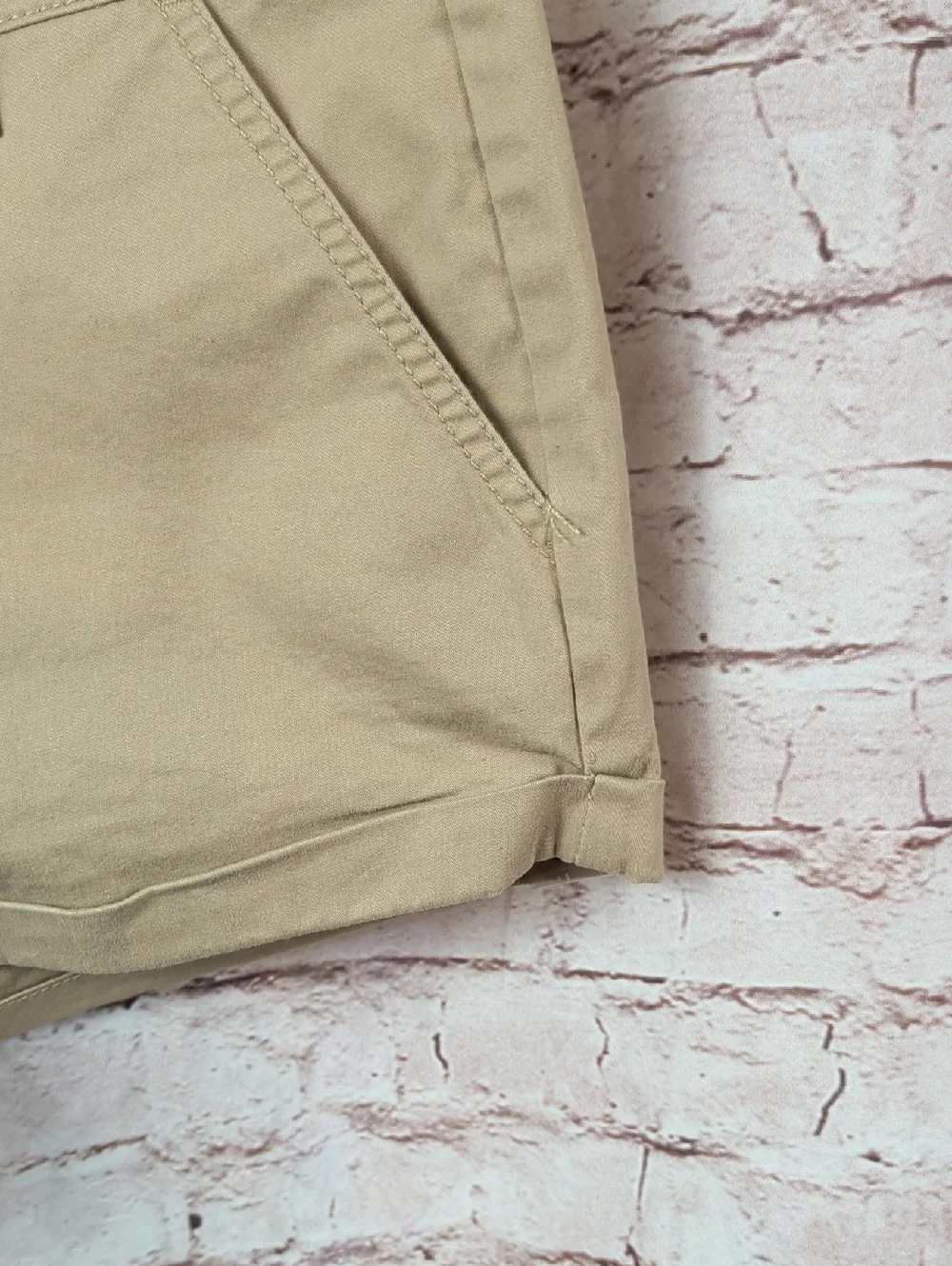 SO Short Shorts Khaki Casual Size 11 NWT - Picture 2 of 6